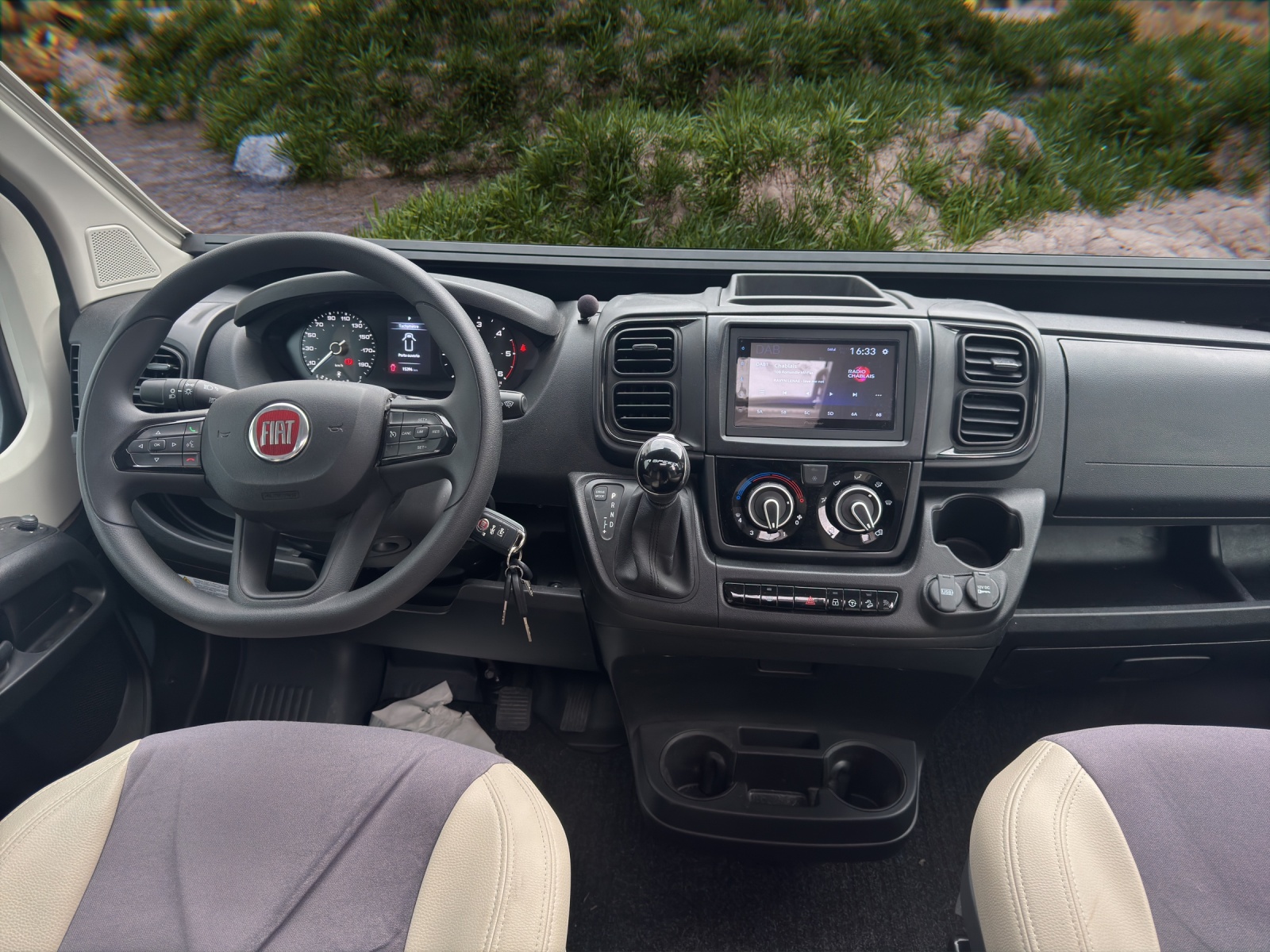 CHALLENGER V217 Road Edition VIP - 8