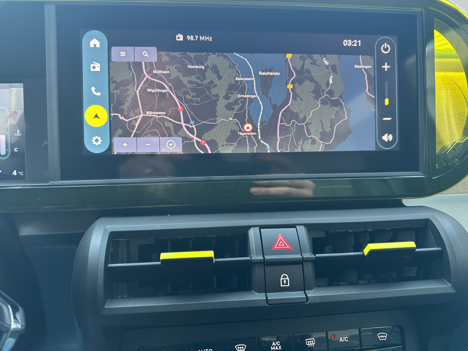 FIAT Grande Panda 1.2 Hybrid La Prima - 12