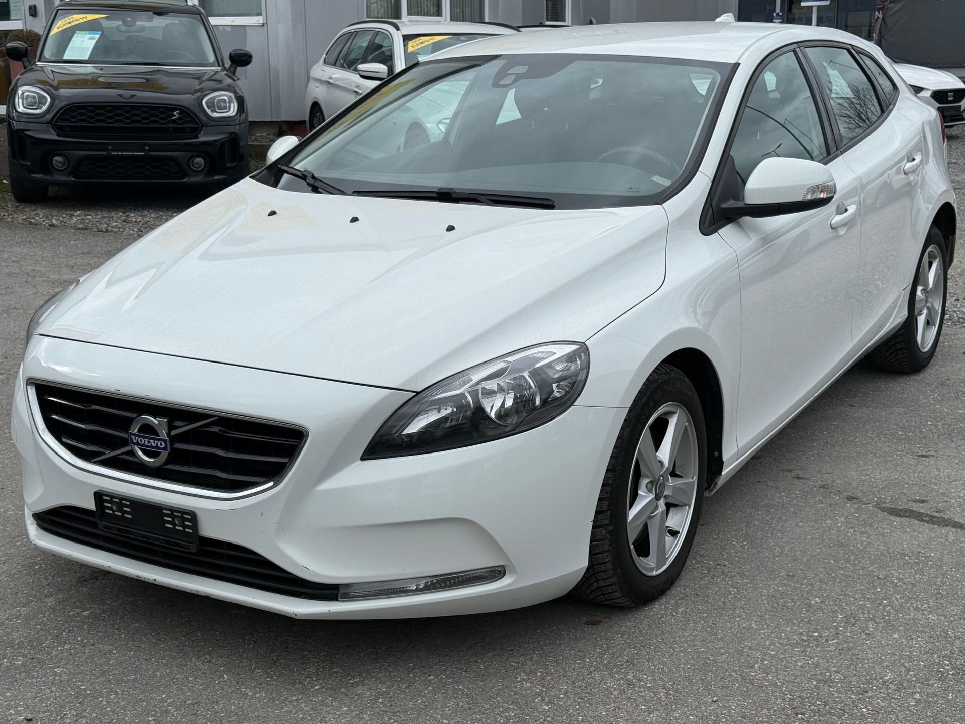 VOLVO V40 D2 Momentum Geartronic
