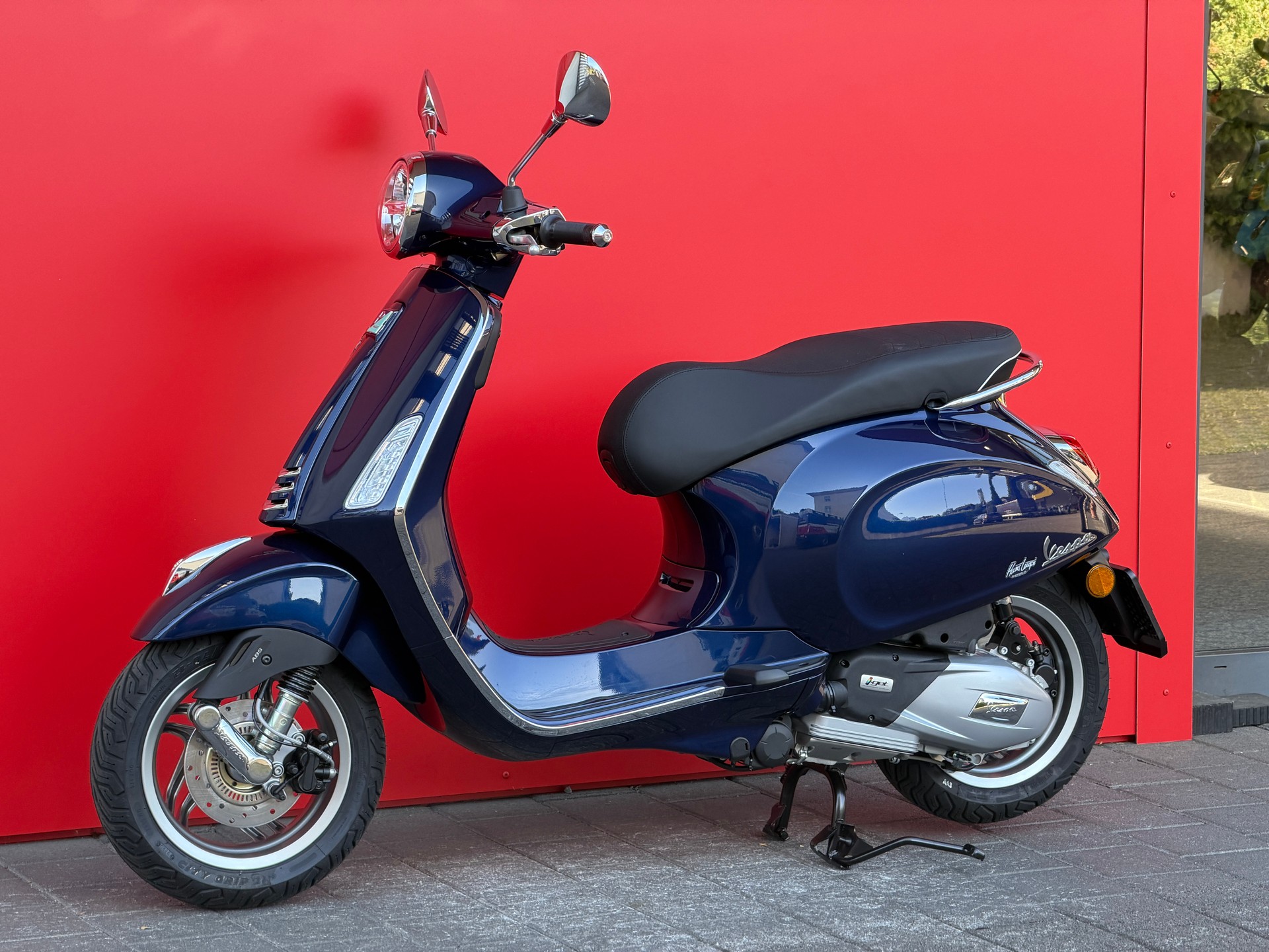 PIAGGIO Vespa 125 Primavera MY26 - 13