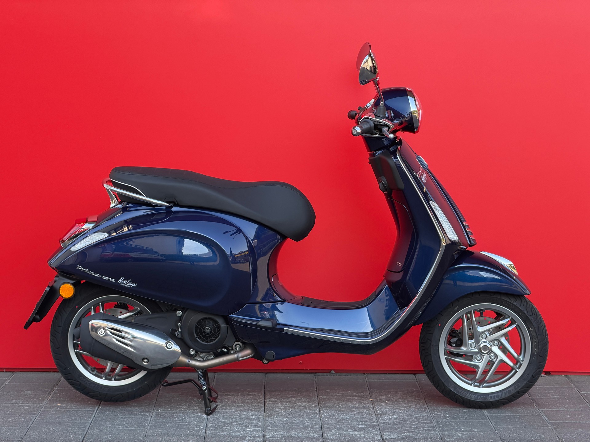 PIAGGIO Vespa 125 Primavera MY26 - 1