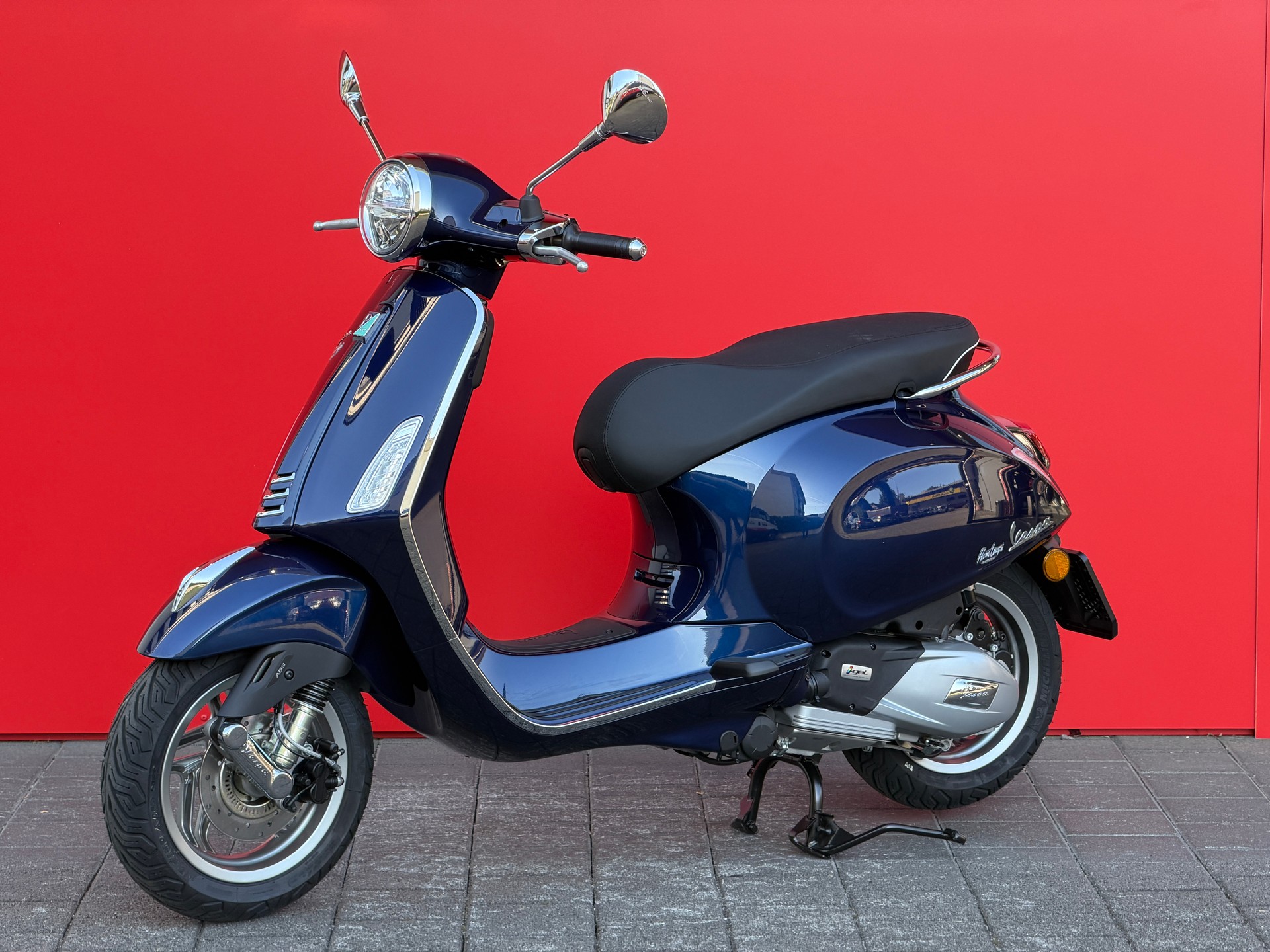 PIAGGIO Vespa 125 Primavera MY26 - 3