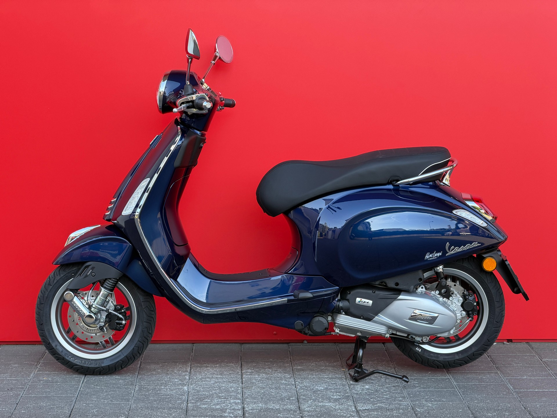 PIAGGIO Vespa 125 Primavera MY26 - 14