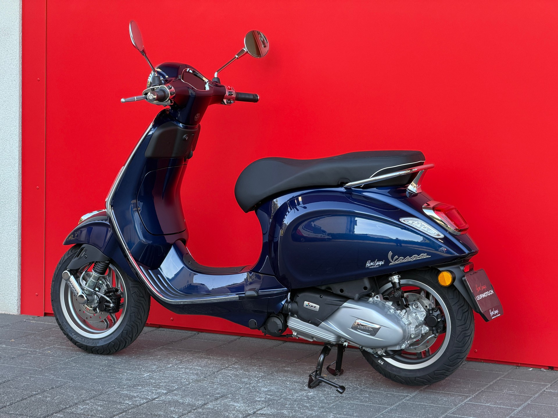 PIAGGIO Vespa 125 Primavera MY26 - 12
