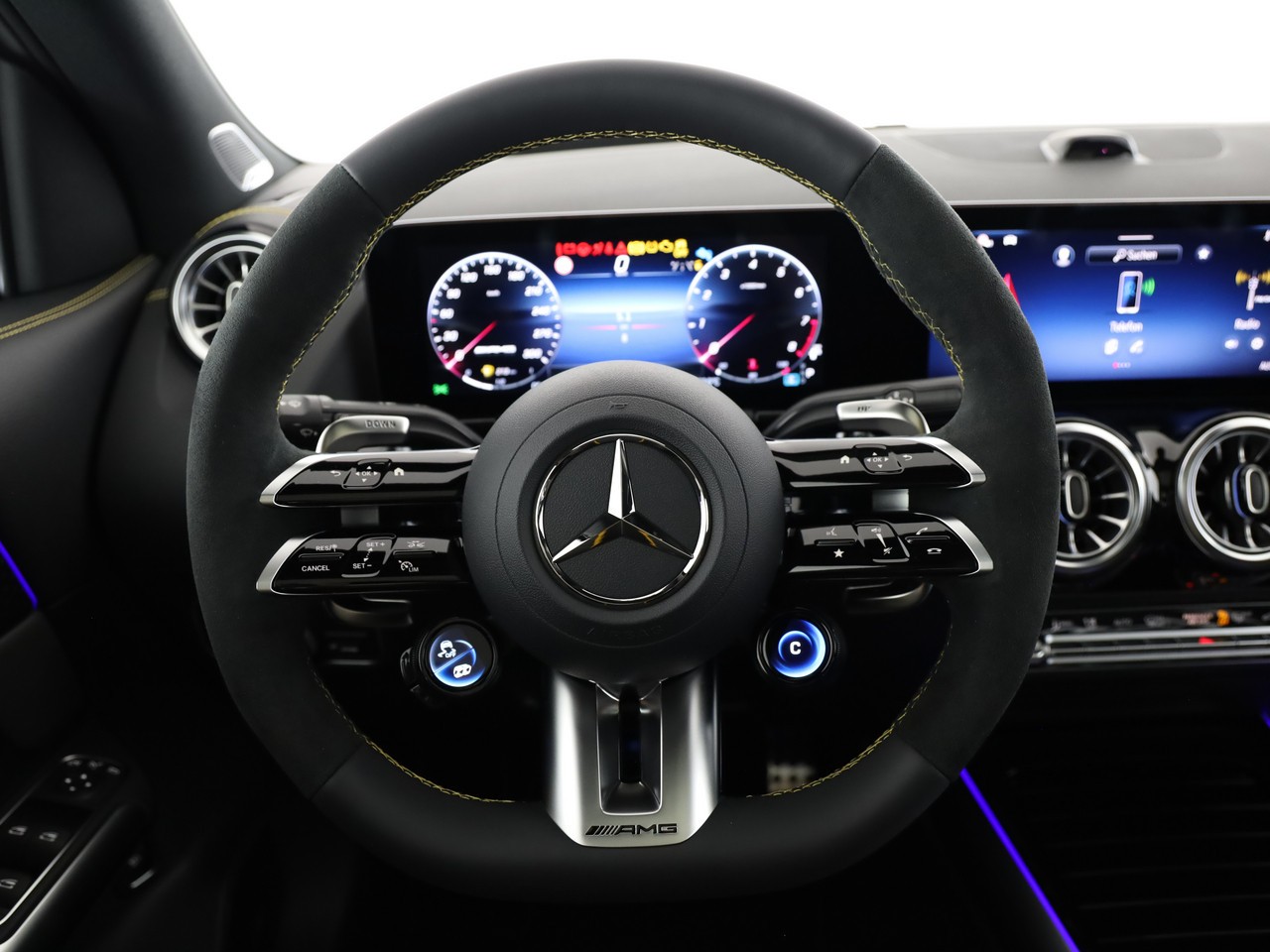 MERCEDES-BENZ GLA AMG 45 S 4Matic+ 8G-DCT - 12