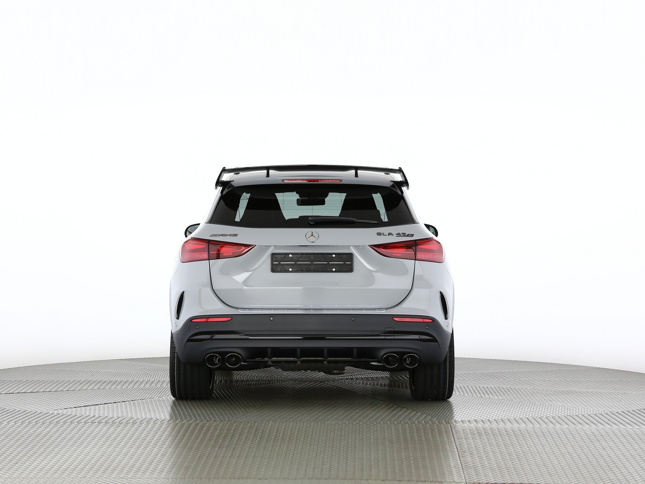 MERCEDES-BENZ GLA AMG 45 S 4Matic+ 8G-DCT - 4