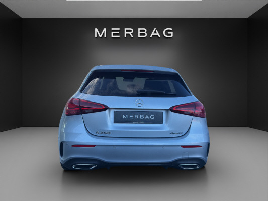 MERCEDES-BENZ A 250 4Matic 8G-DCT - 4