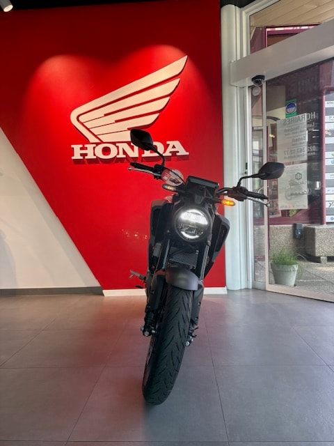 HONDA CB 125 R - 8
