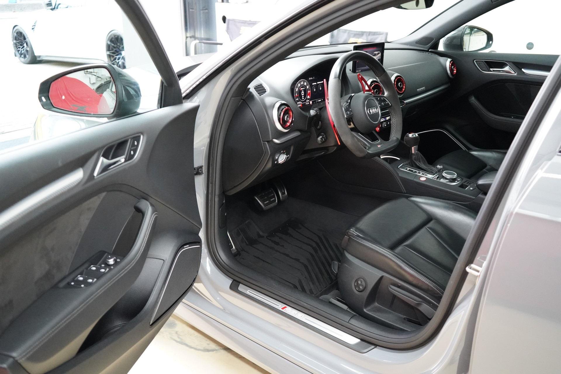 AUDI RS3 Sportback 2.5 TSI quattro S-tronic - 17