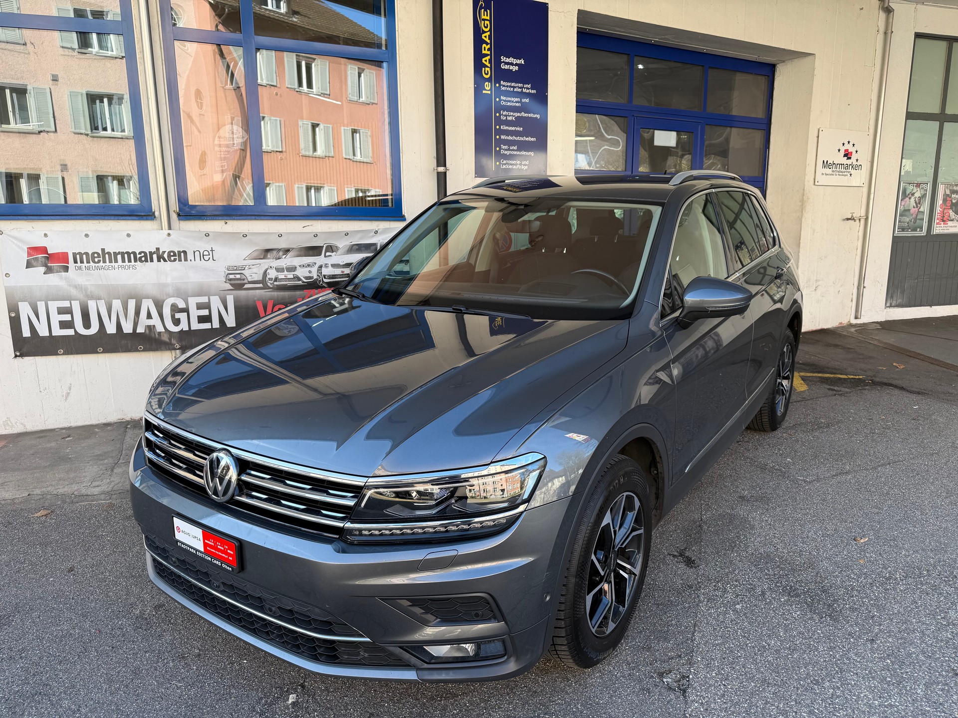 VW Tiguan 2.0TSI Highline 4Motion DSG - 2