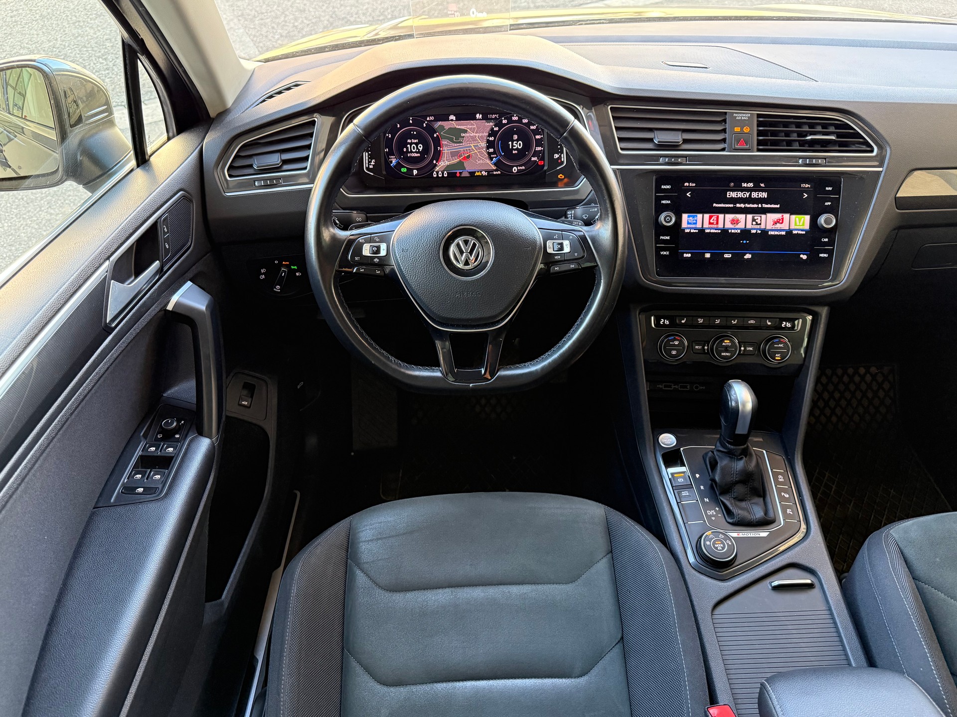 VW Tiguan 2.0TSI Highline 4Motion DSG - 11