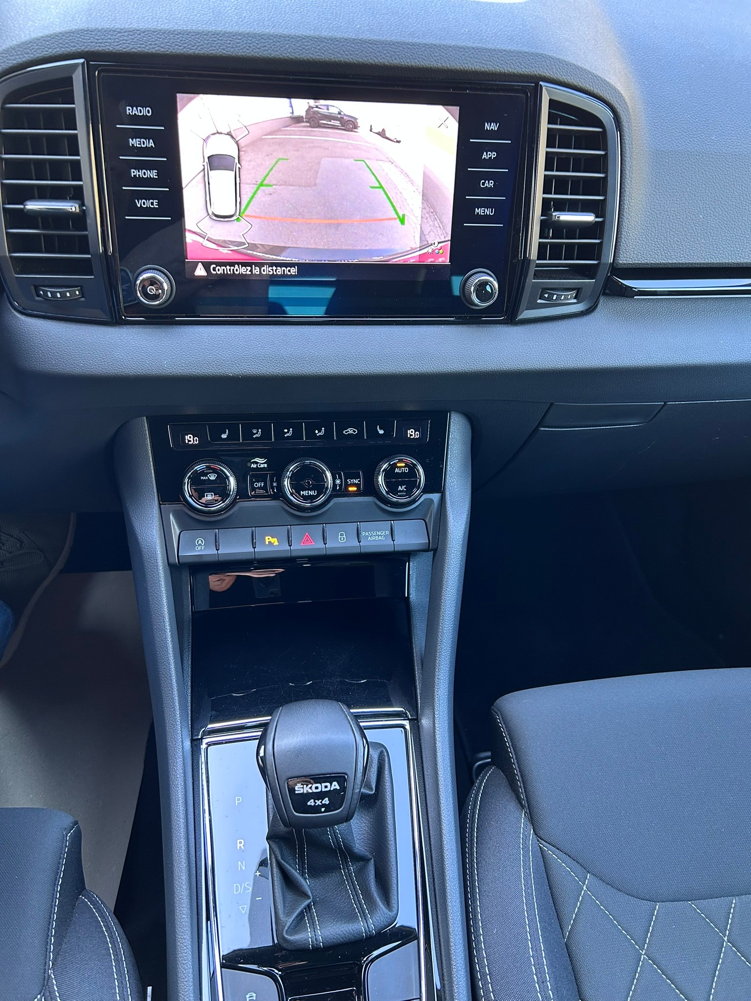 SKODA Karoq 2.0 TSI SportLine 4x4 DSG - 11