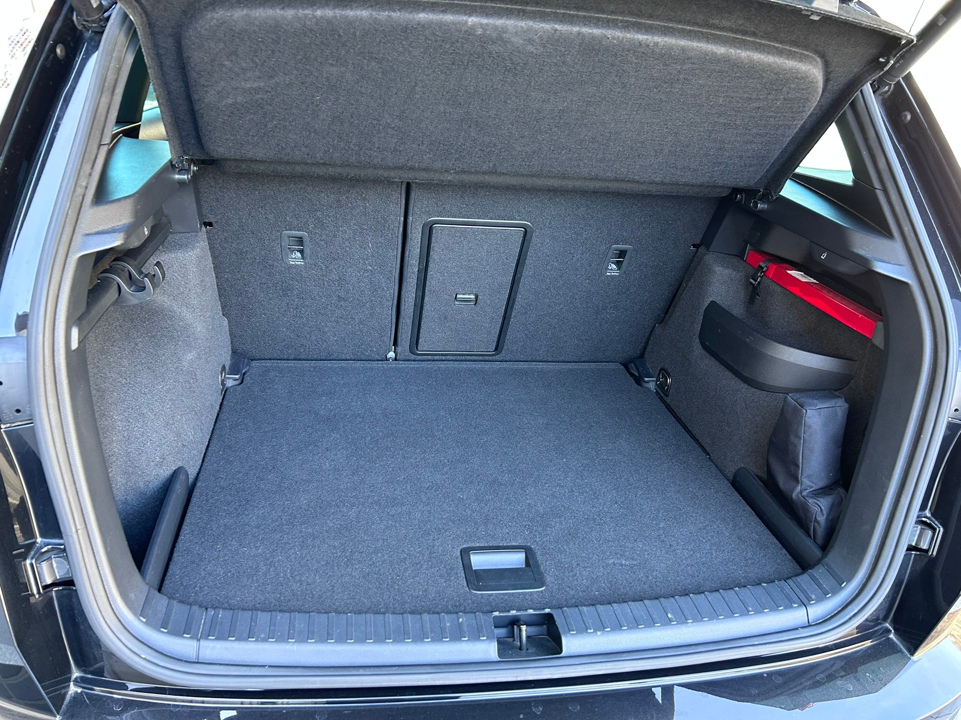 SKODA Karoq 2.0 TSI SportLine 4x4 DSG - 12