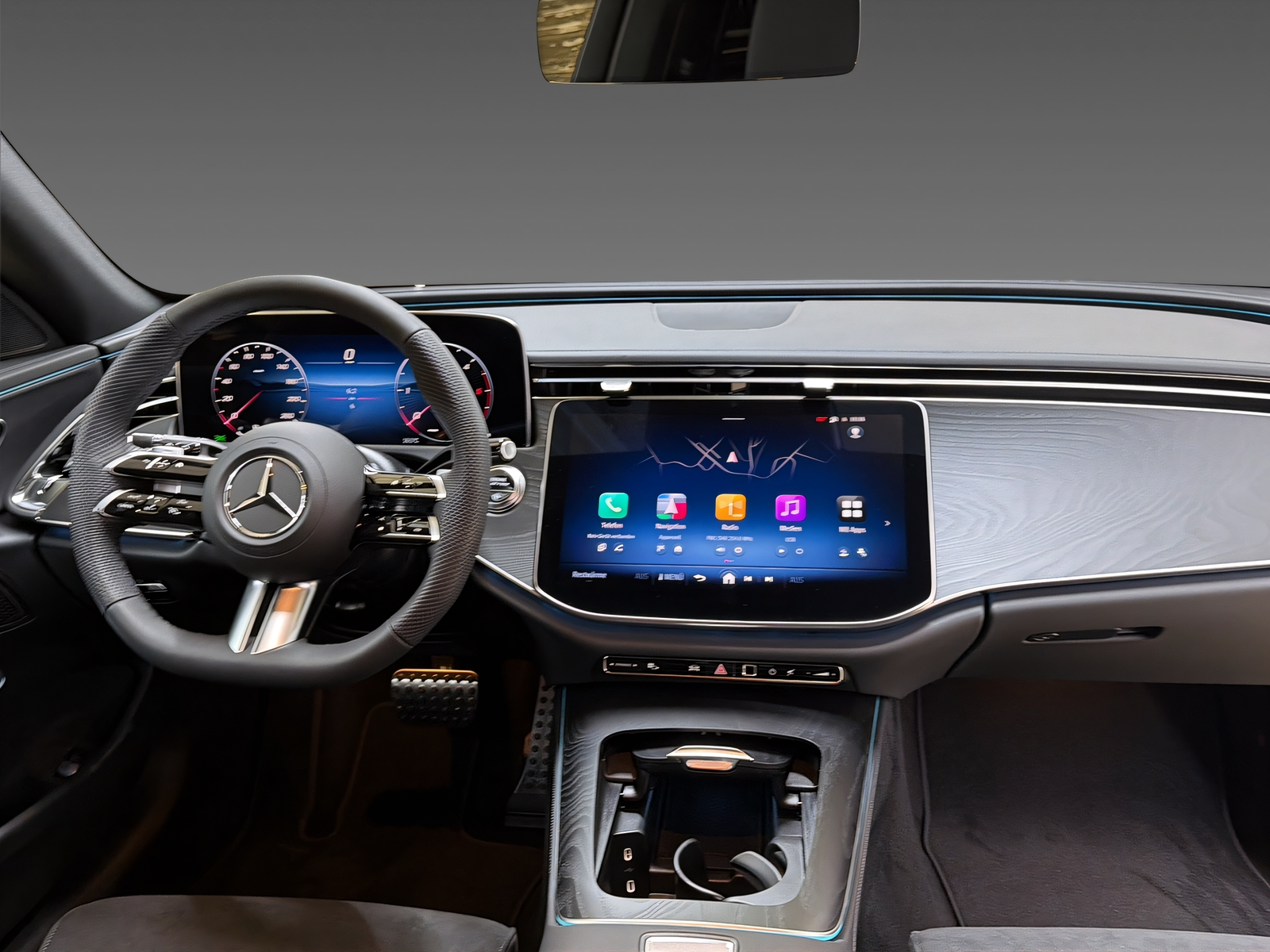 MERCEDES-BENZ E 220 d 4Matic T-Modell - 12