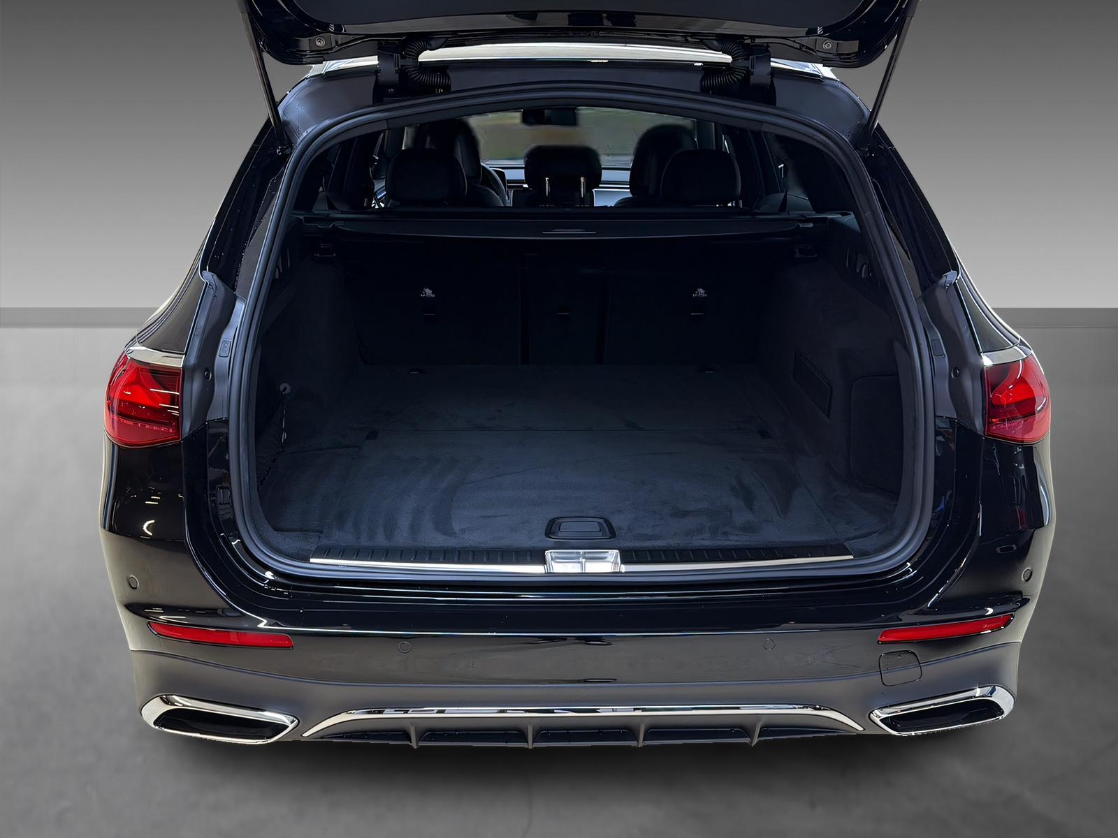 MERCEDES-BENZ E 220 d 4Matic T-Modell - 6