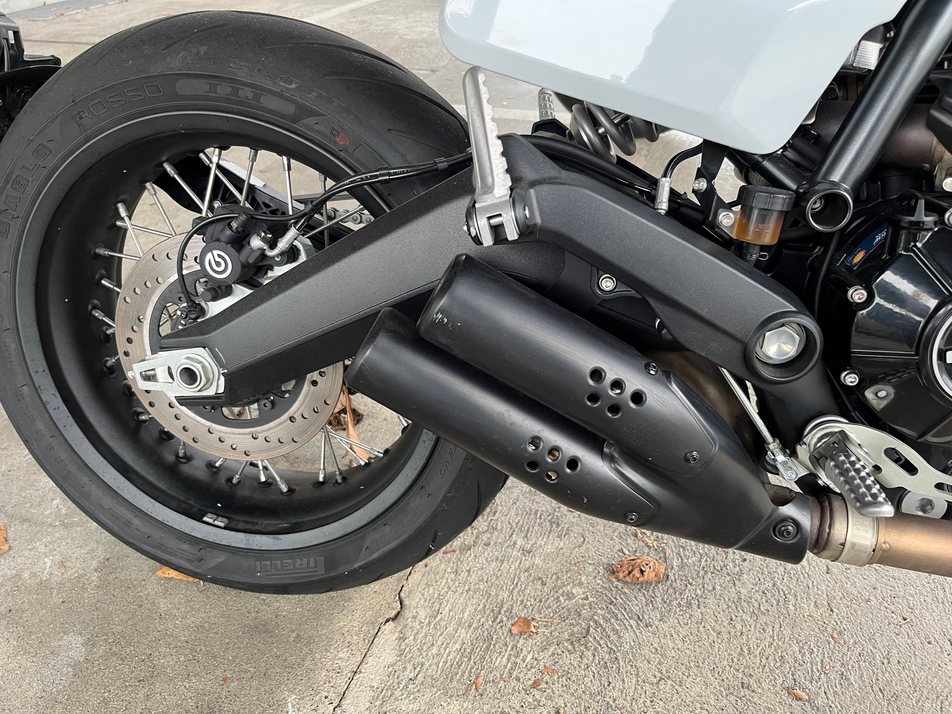 DUCATI SCRAMBLER URBAN MOTARD - 6