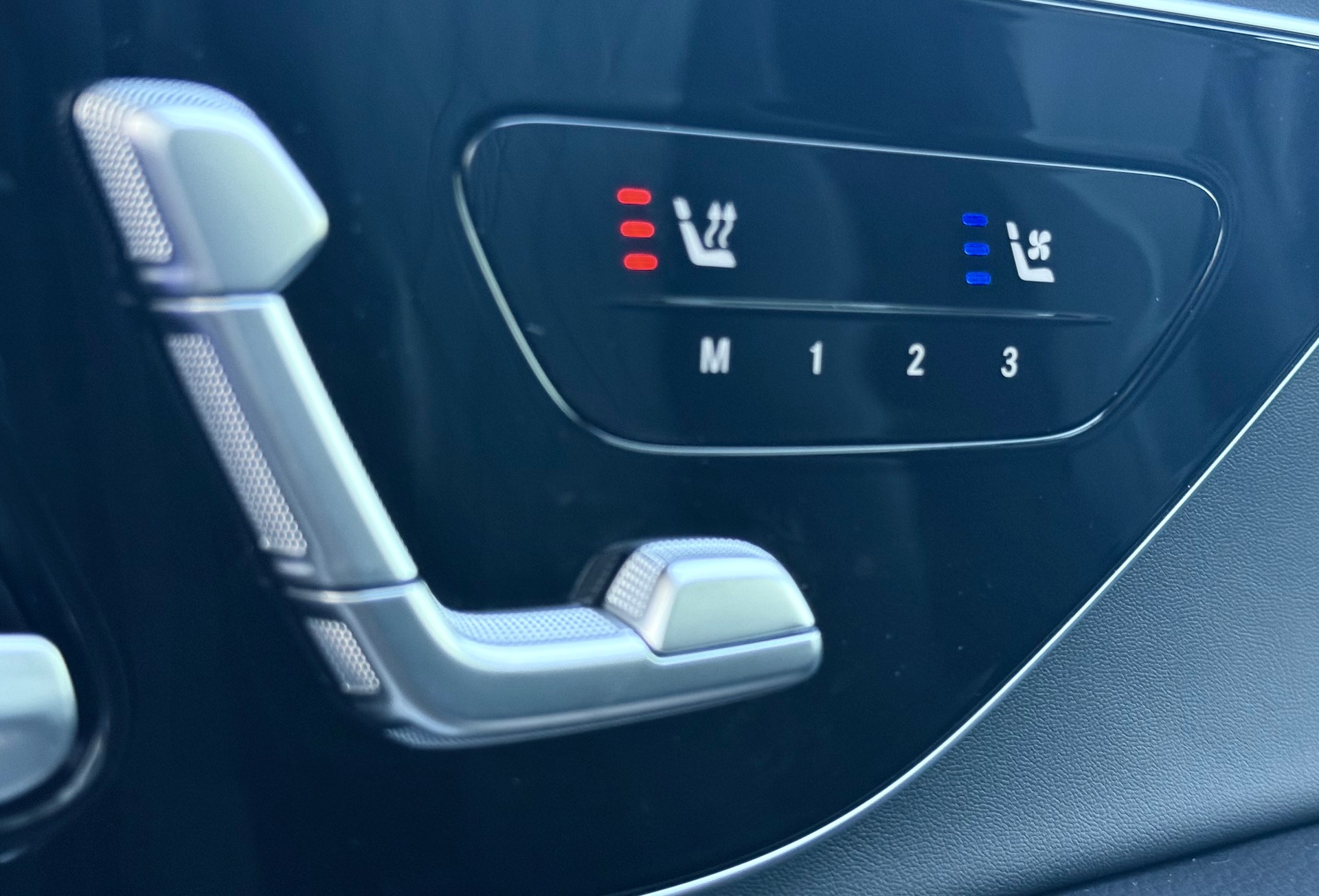 MERCEDES-BENZ E 220 d AMG Line T 4Matic 9G-Tronic - 8