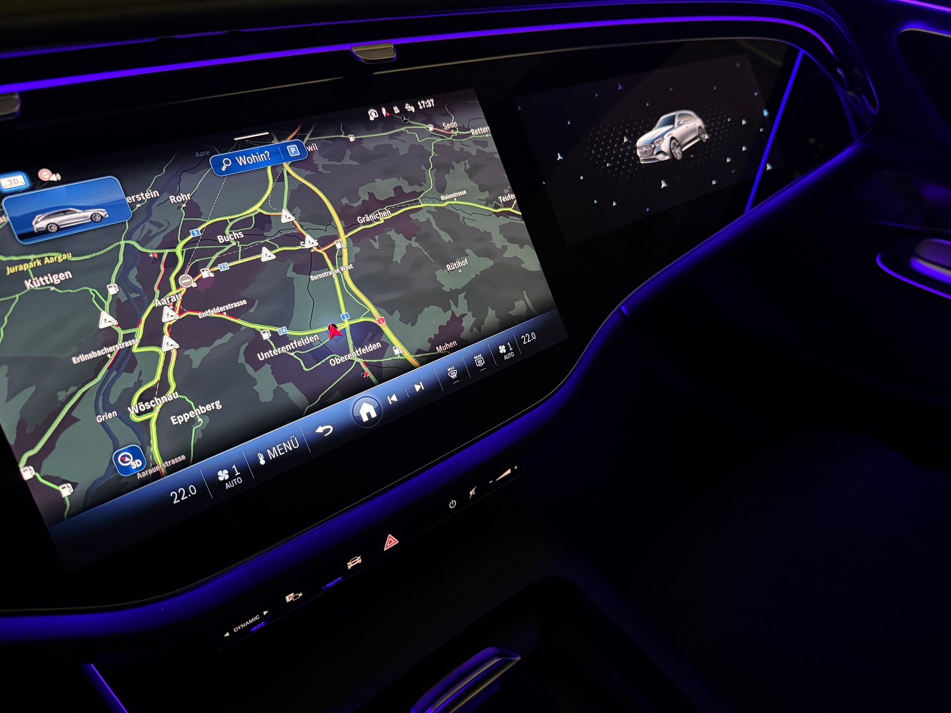 MERCEDES-BENZ E 220 d AMG Line T 4Matic 9G-Tronic - 23