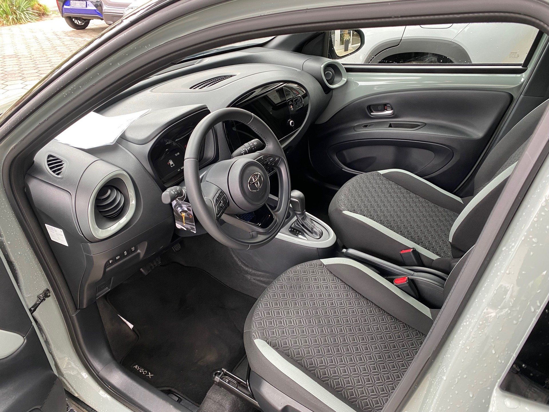 TOYOTA Aygo X 1.0 VVT-i Trend CVT - 5