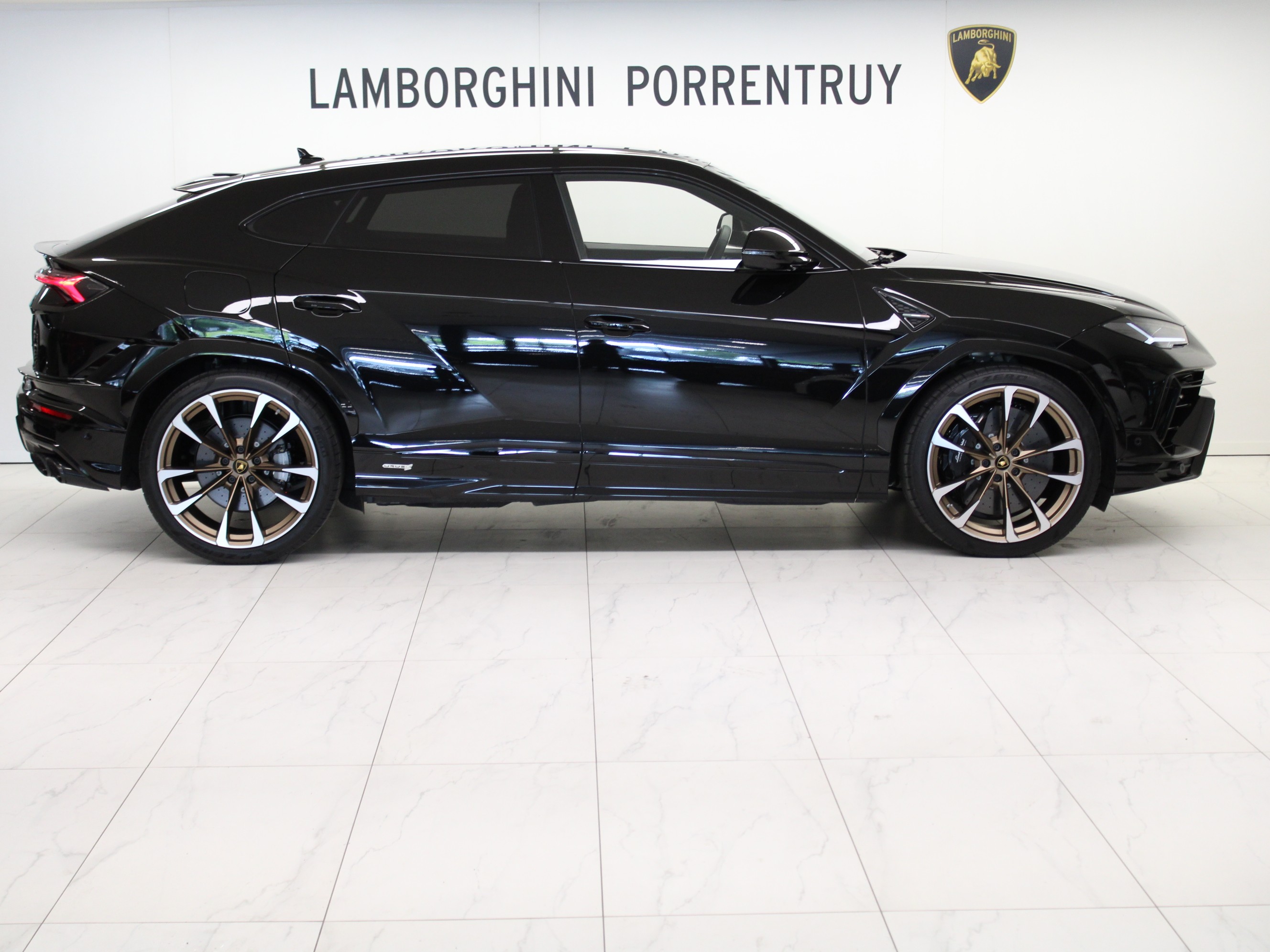 Urus S thumbnail n°1