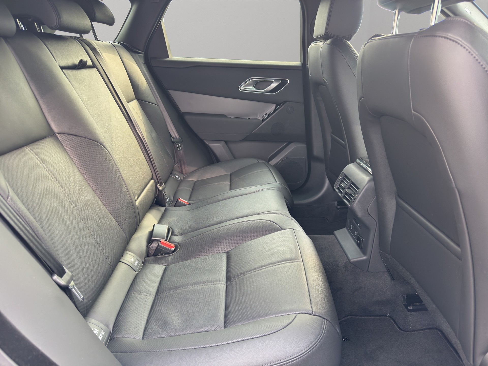 LAND ROVER Range Rover Velar 2.0 P400e Dy AT - 14