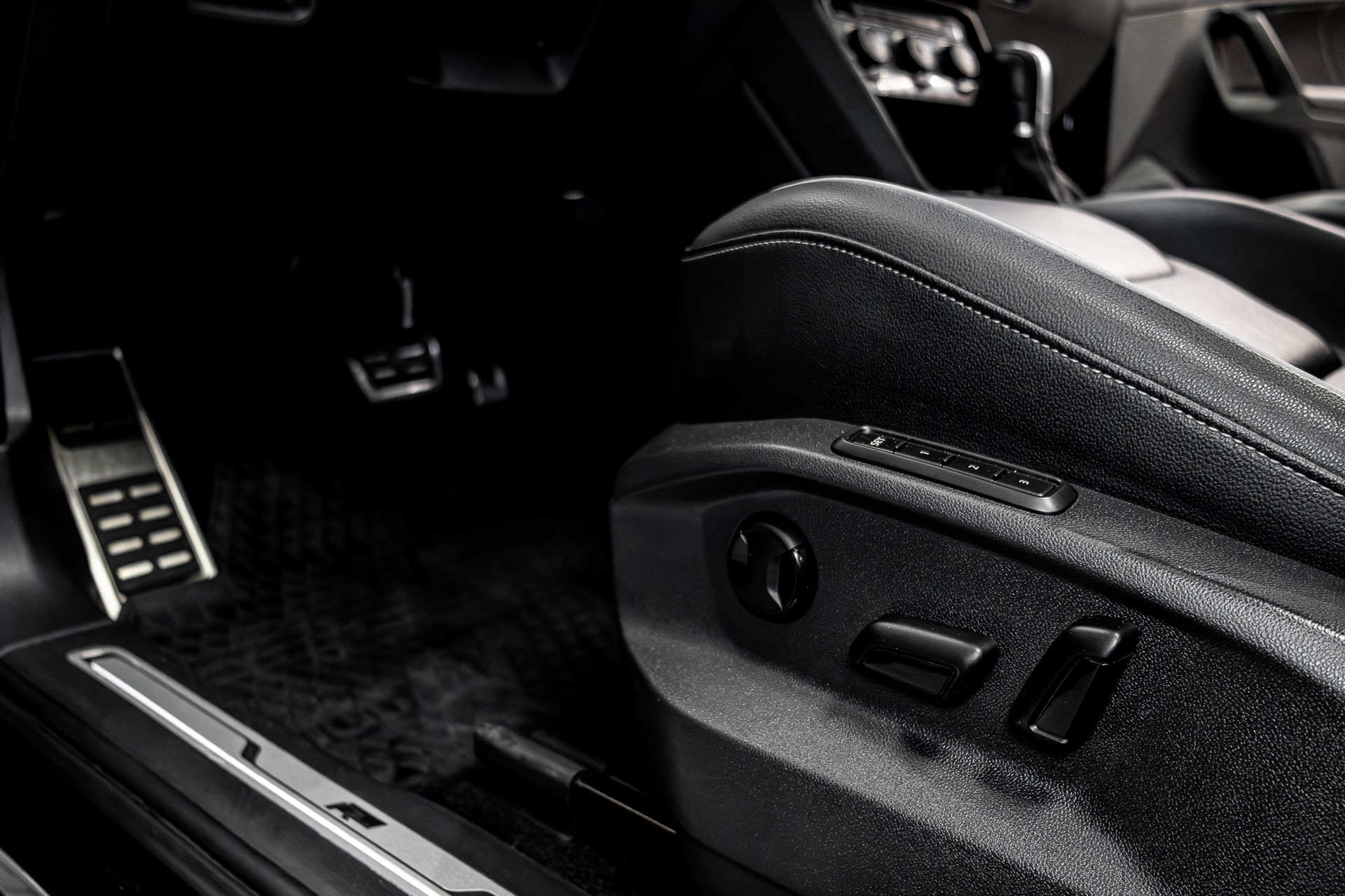 VW Tiguan 2.0TSI Highline 4Motion DSG R-Line - 21