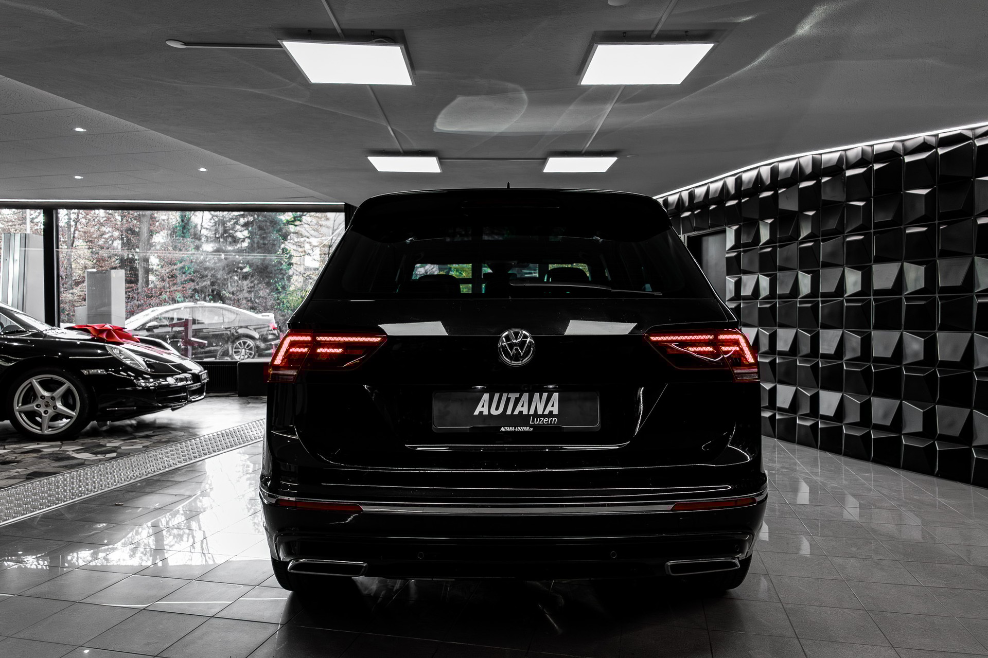 VW Tiguan 2.0TSI Highline 4Motion DSG R-Line - 5