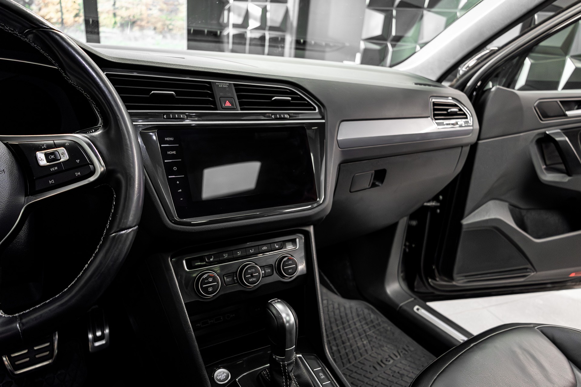 VW Tiguan 2.0TSI Highline 4Motion DSG R-Line - 13