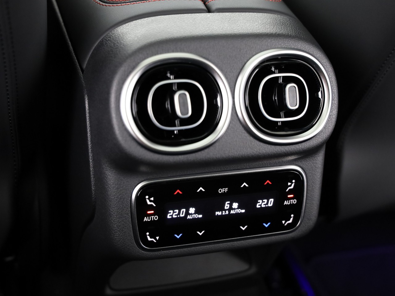 MERCEDES-BENZ GLC 43 AMG Executive Edition 4Matic 9G-Tronic - 18