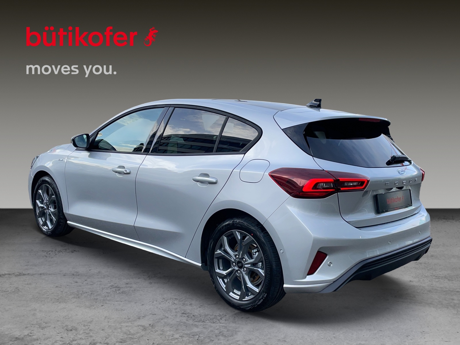 FORD Focus 1.0i EcoB Hybrid 125 ST-Line - 4