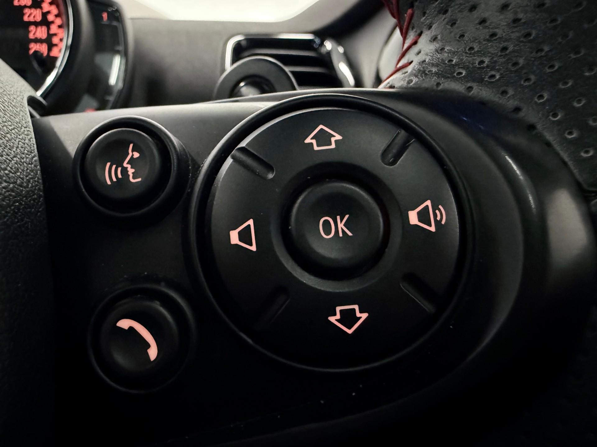 MINI Clubman Cooper John Cooper Works ALL4 Steptronic - 26