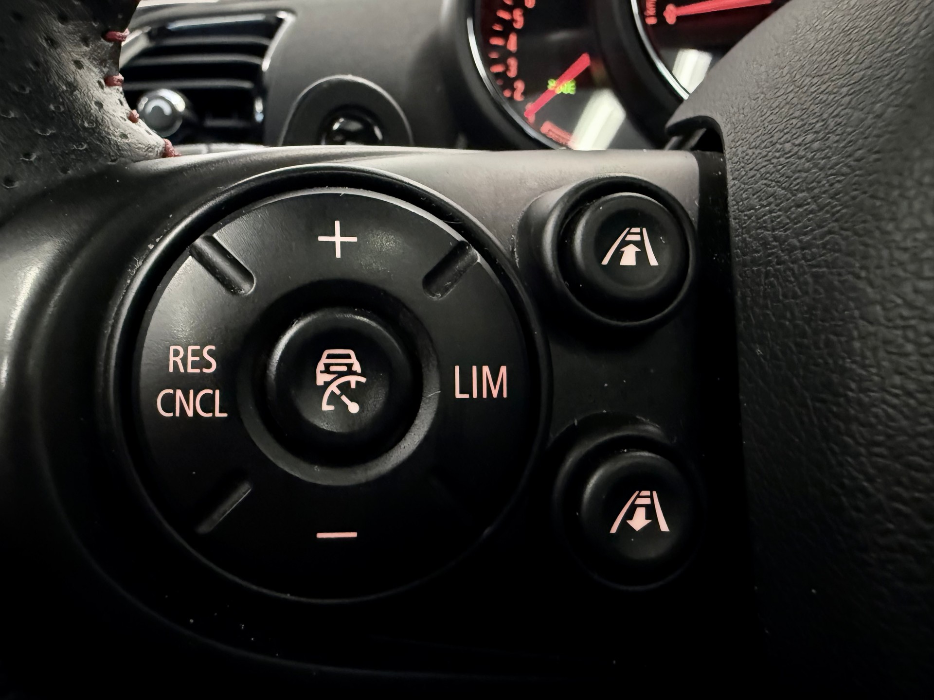 MINI Clubman Cooper John Cooper Works ALL4 Steptronic - 25