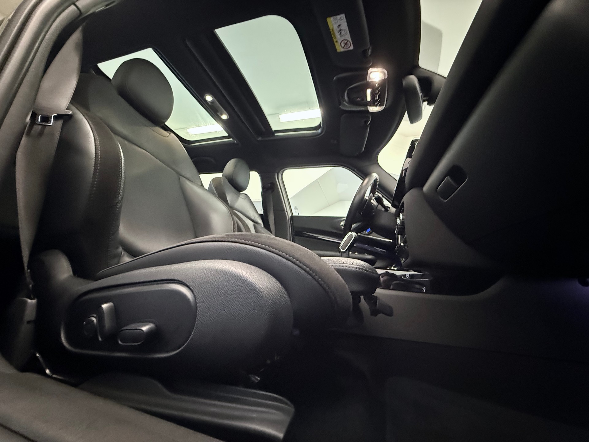 MINI Clubman Cooper John Cooper Works ALL4 Steptronic - 18