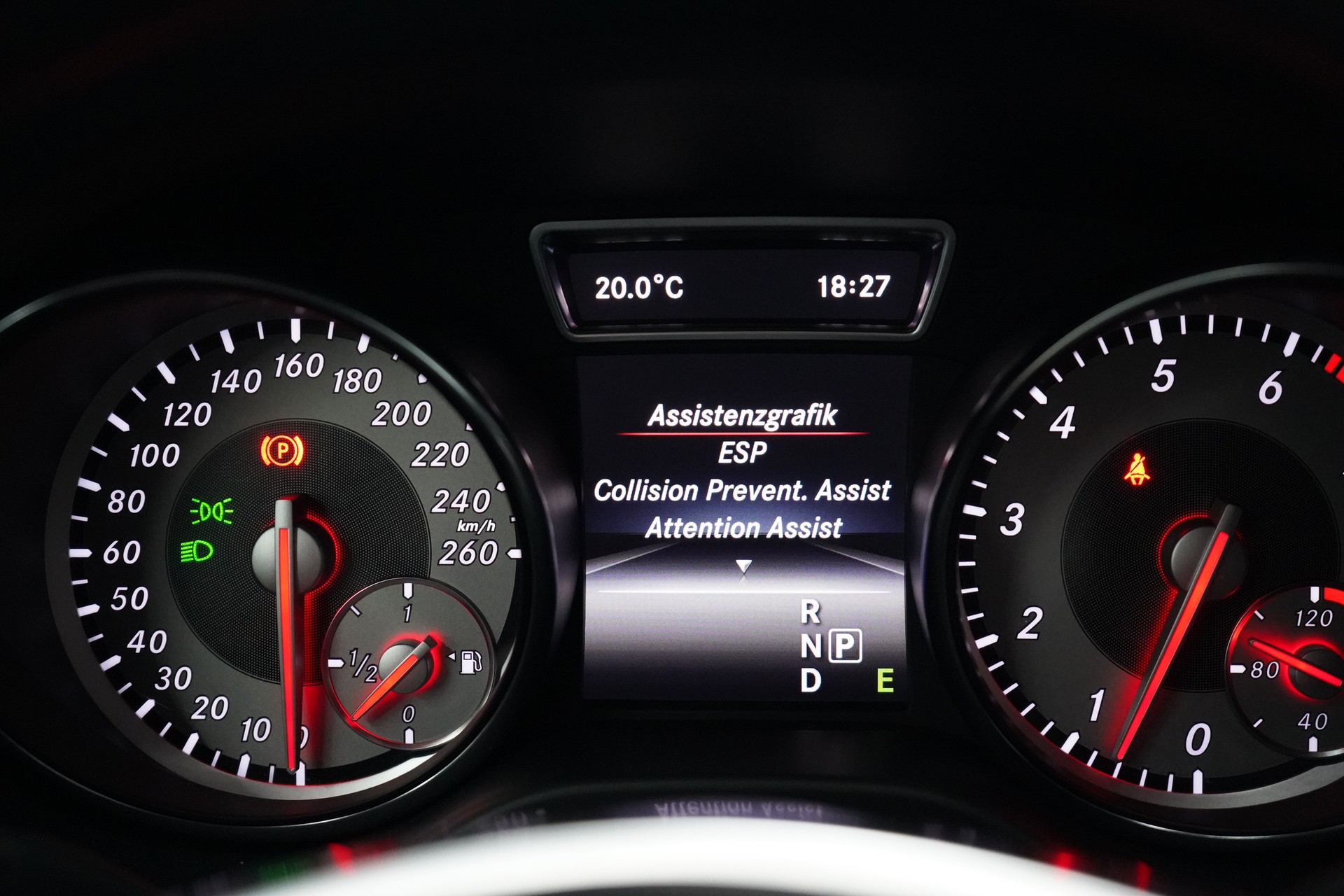 MERCEDES-BENZ GLA 250 AMG Line 4Matic 7G-DCT - 15