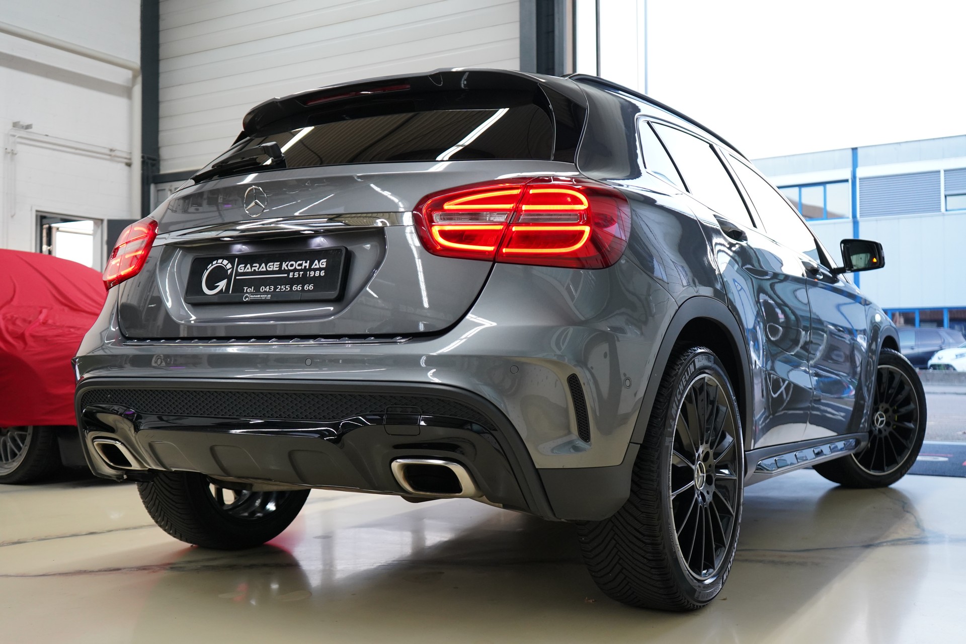 MERCEDES-BENZ GLA 250 AMG Line 4Matic 7G-DCT - 8