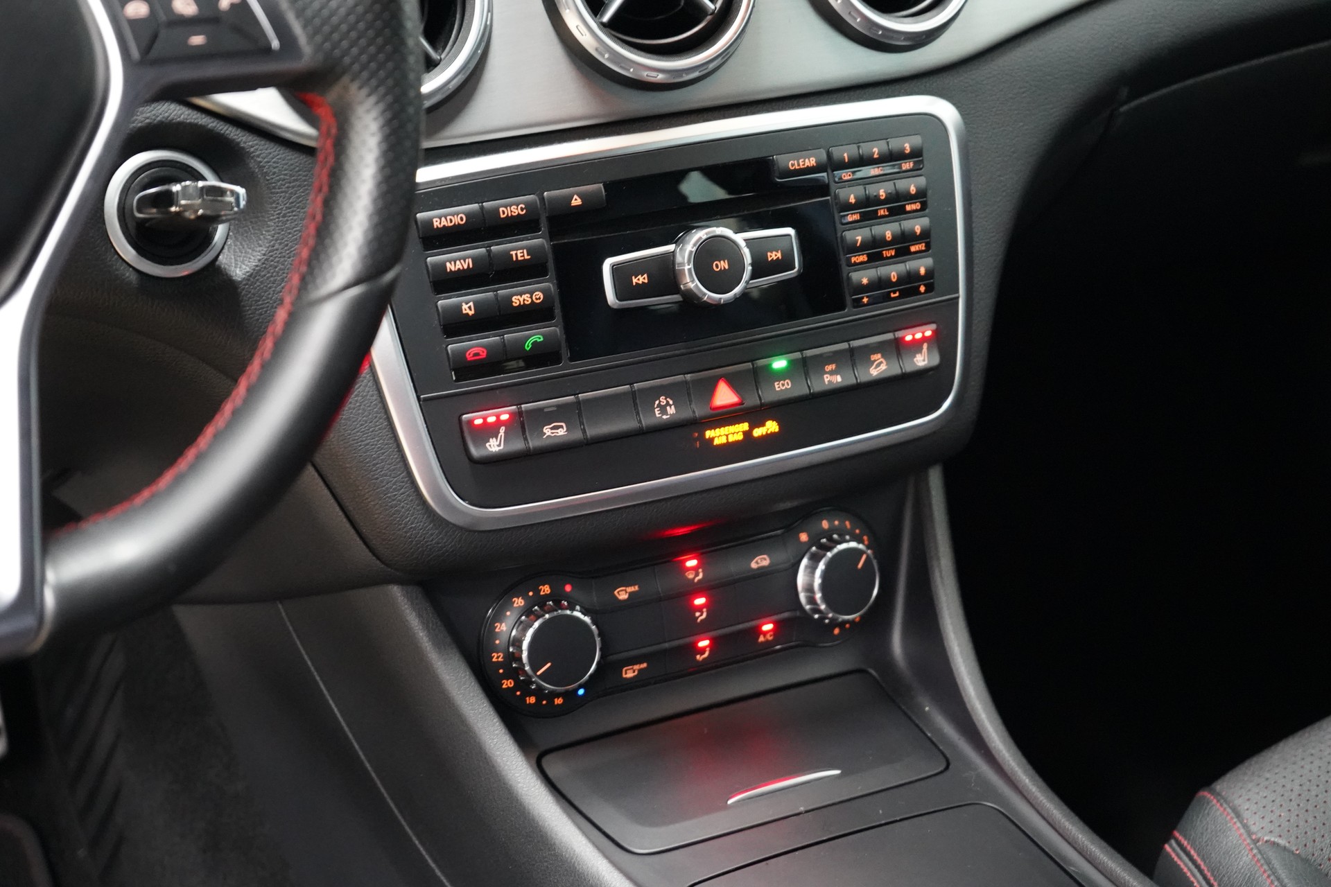 MERCEDES-BENZ GLA 250 AMG Line 4Matic 7G-DCT - 19