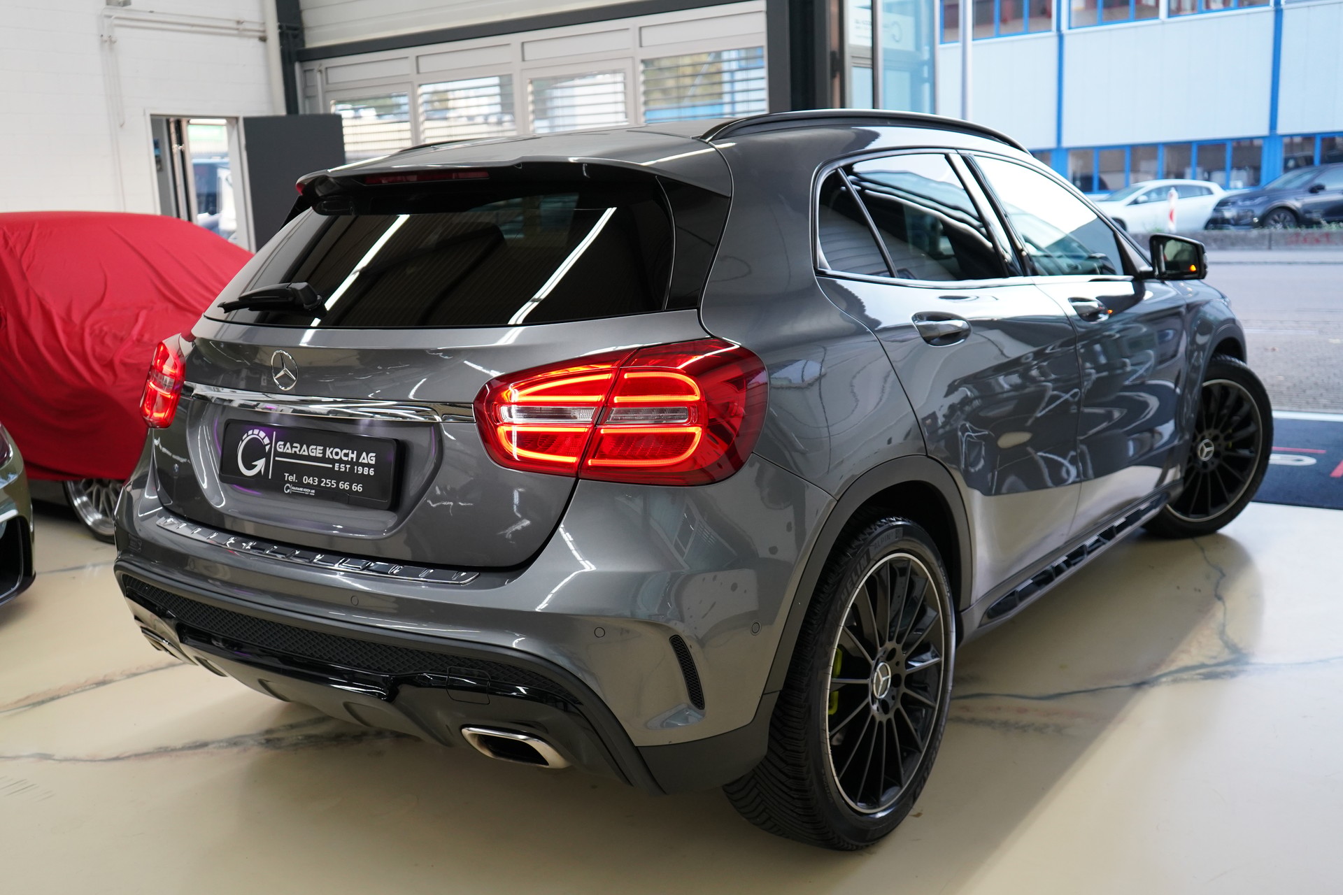MERCEDES-BENZ GLA 250 AMG Line 4Matic 7G-DCT - 7