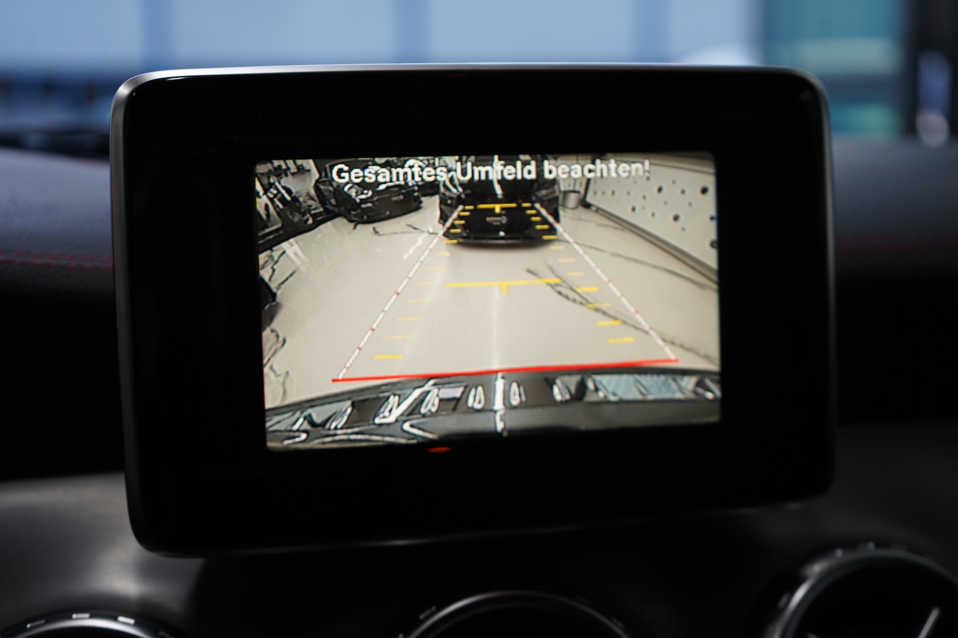 MERCEDES-BENZ GLA 250 AMG Line 4Matic 7G-DCT - 17