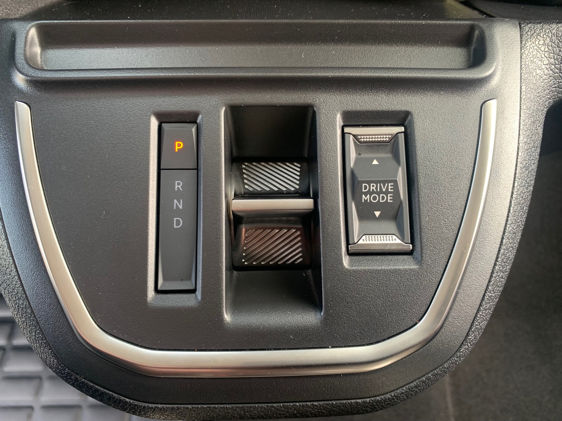 PÖSSL 2,0 BlueHDI 180 CV (AUTO) 8 places - 14