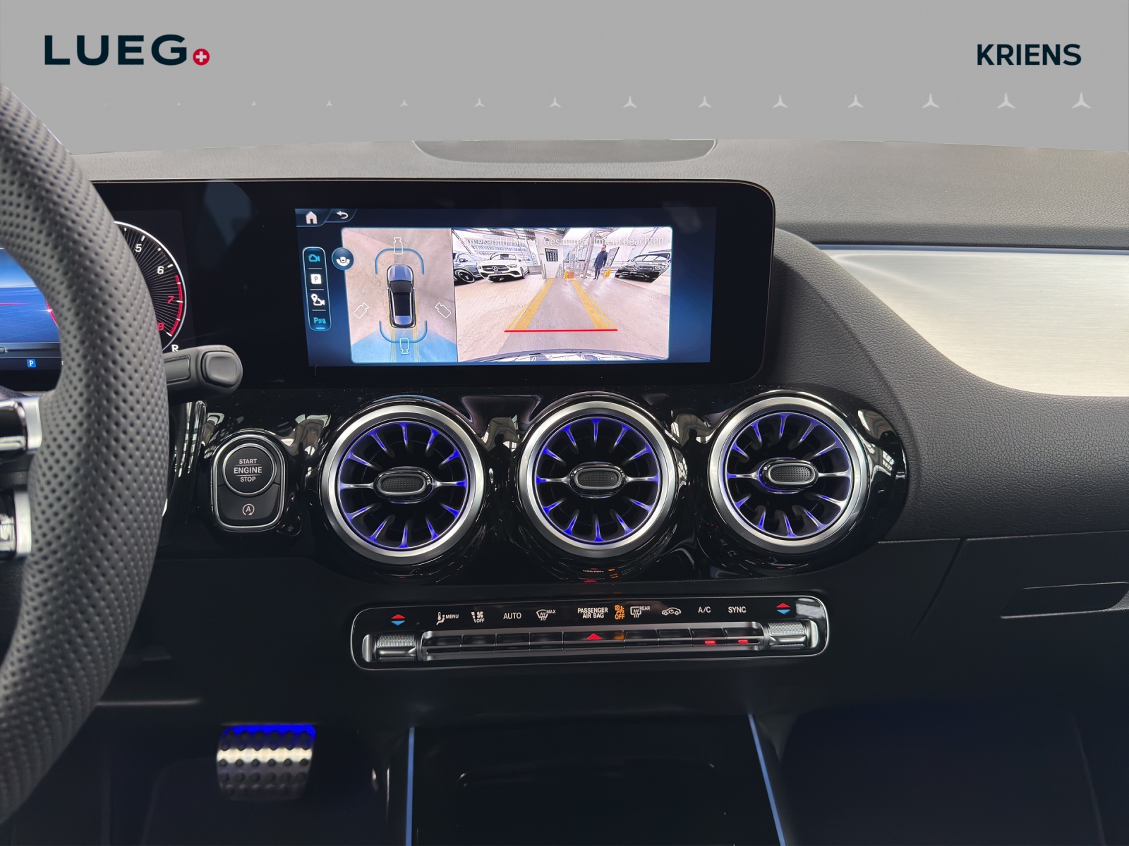 MERCEDES-BENZ GLA 200 - AMG / DISTRONIC / 360 Grad Kamera / Soundsystem - 13