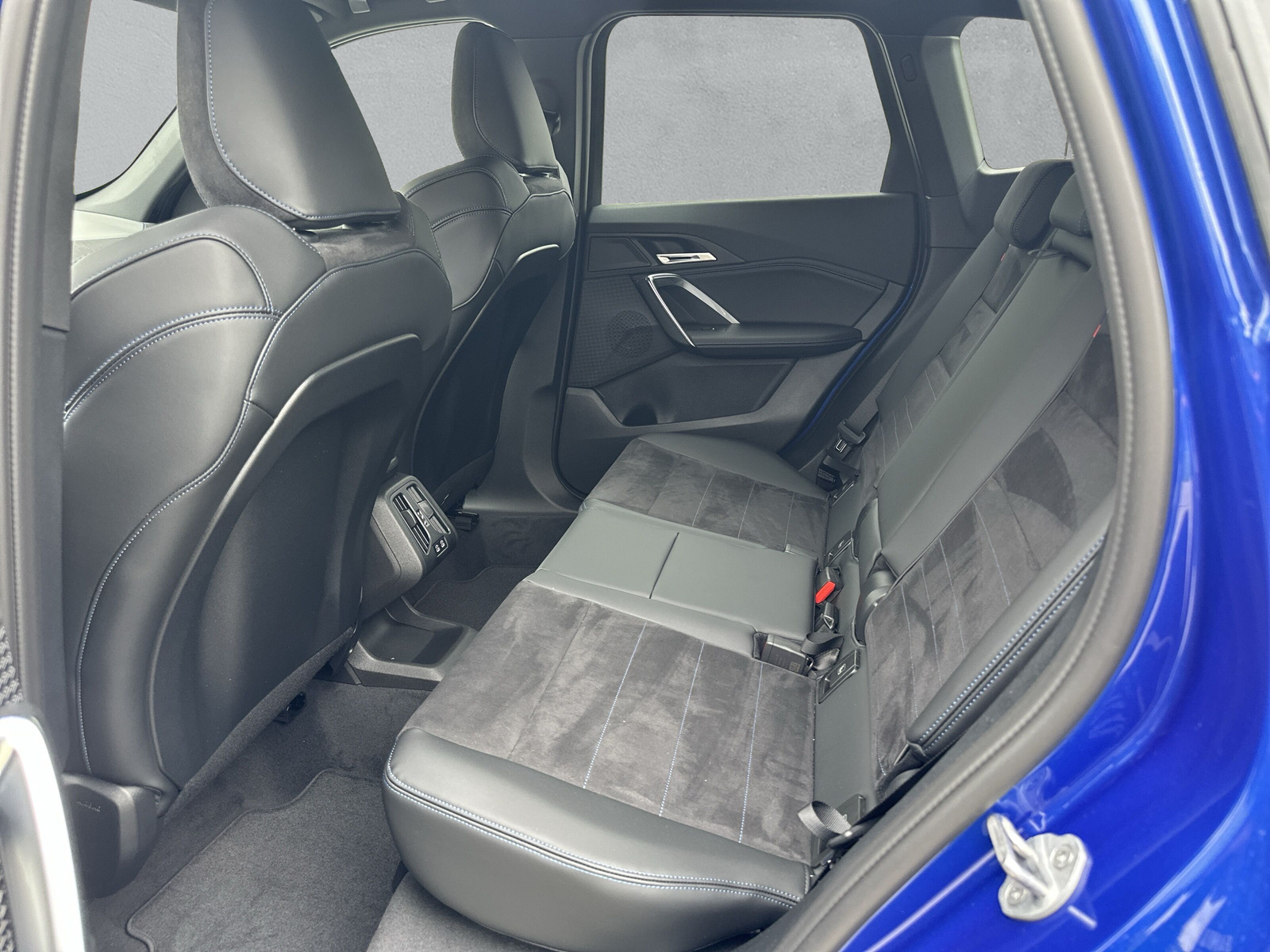 BMW X1 xDrive 23d 48V M Sport - 12