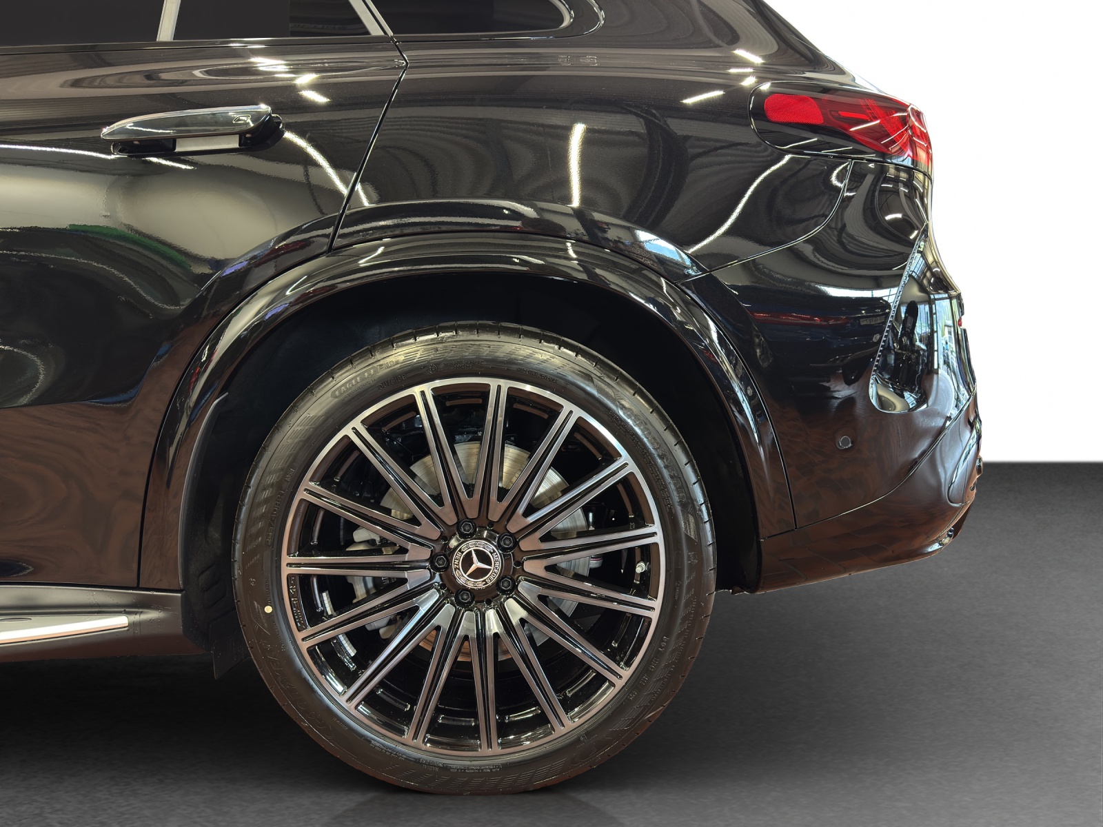 MERCEDES-BENZ GLC 400 4MATIC 94 kWh EQ - 22