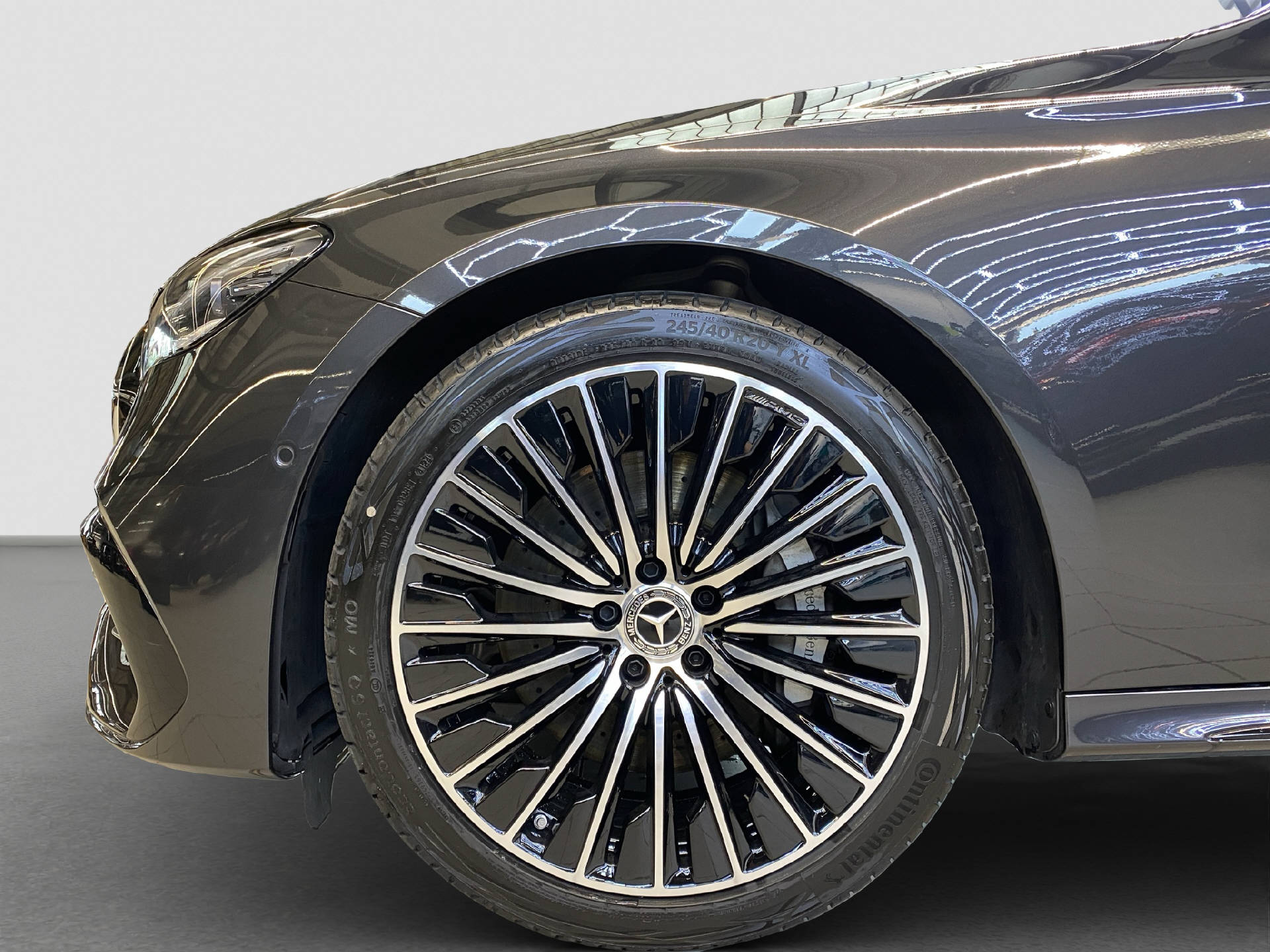 MERCEDES-BENZ E 200 AMG Line 4MATIC - 7