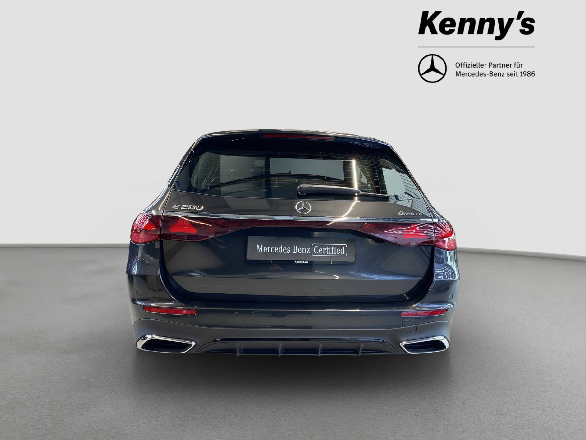 MERCEDES-BENZ E 200 AMG Line 4MATIC - 6