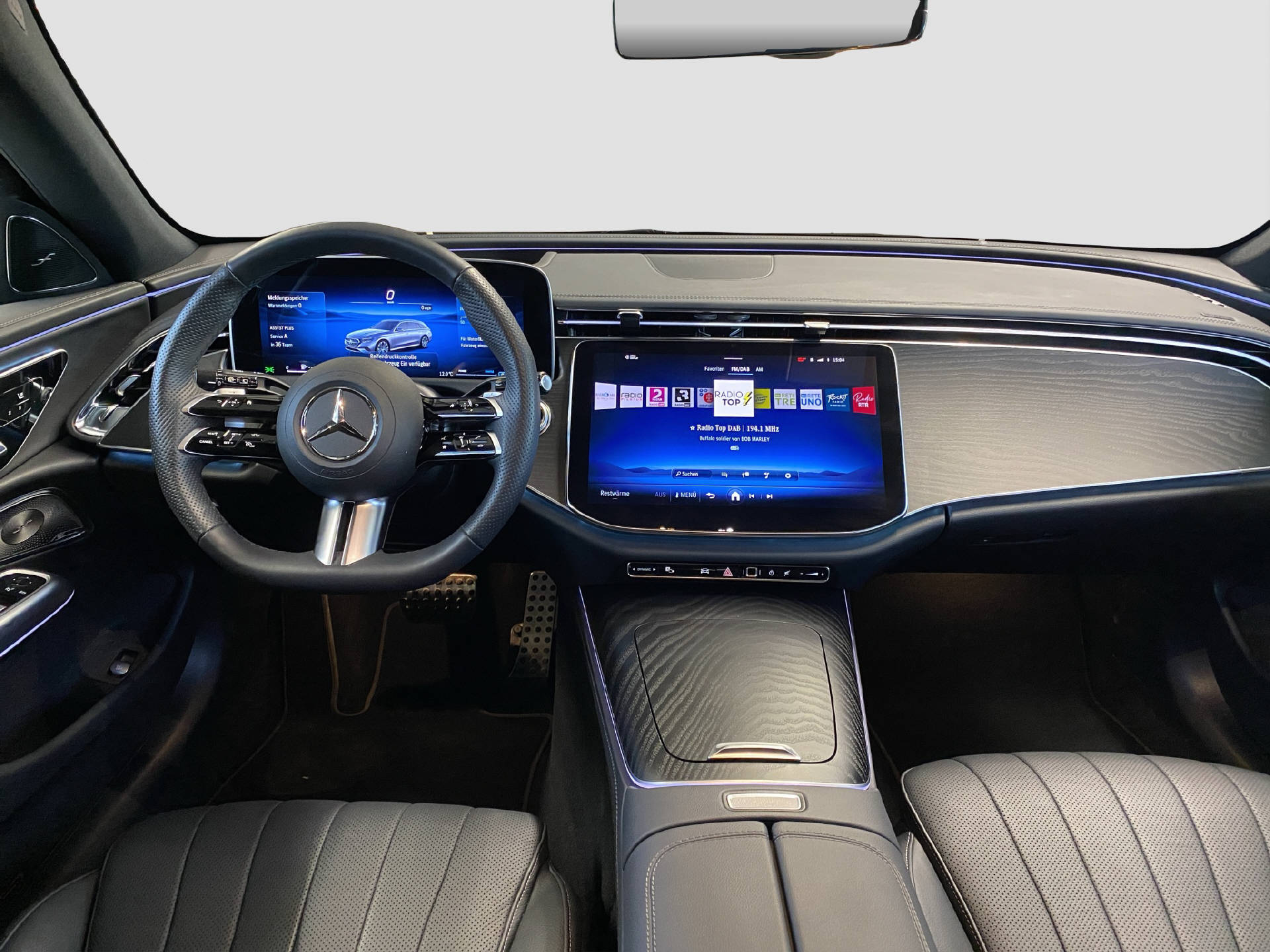 MERCEDES-BENZ E 200 AMG Line 4MATIC - 9