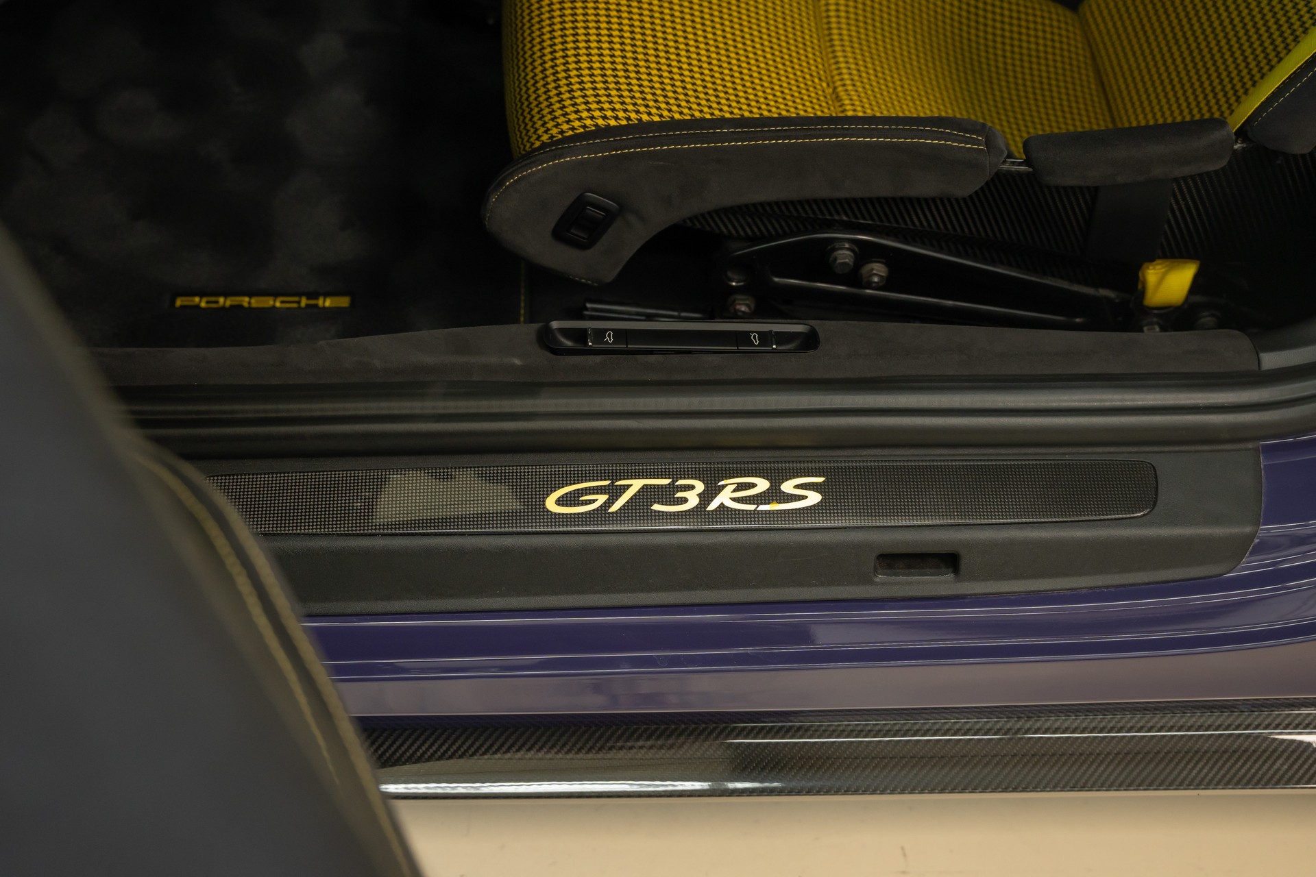 PORSCHE 911 GT3 RS PDK / TECHART ** Ultraviolett ** - 21