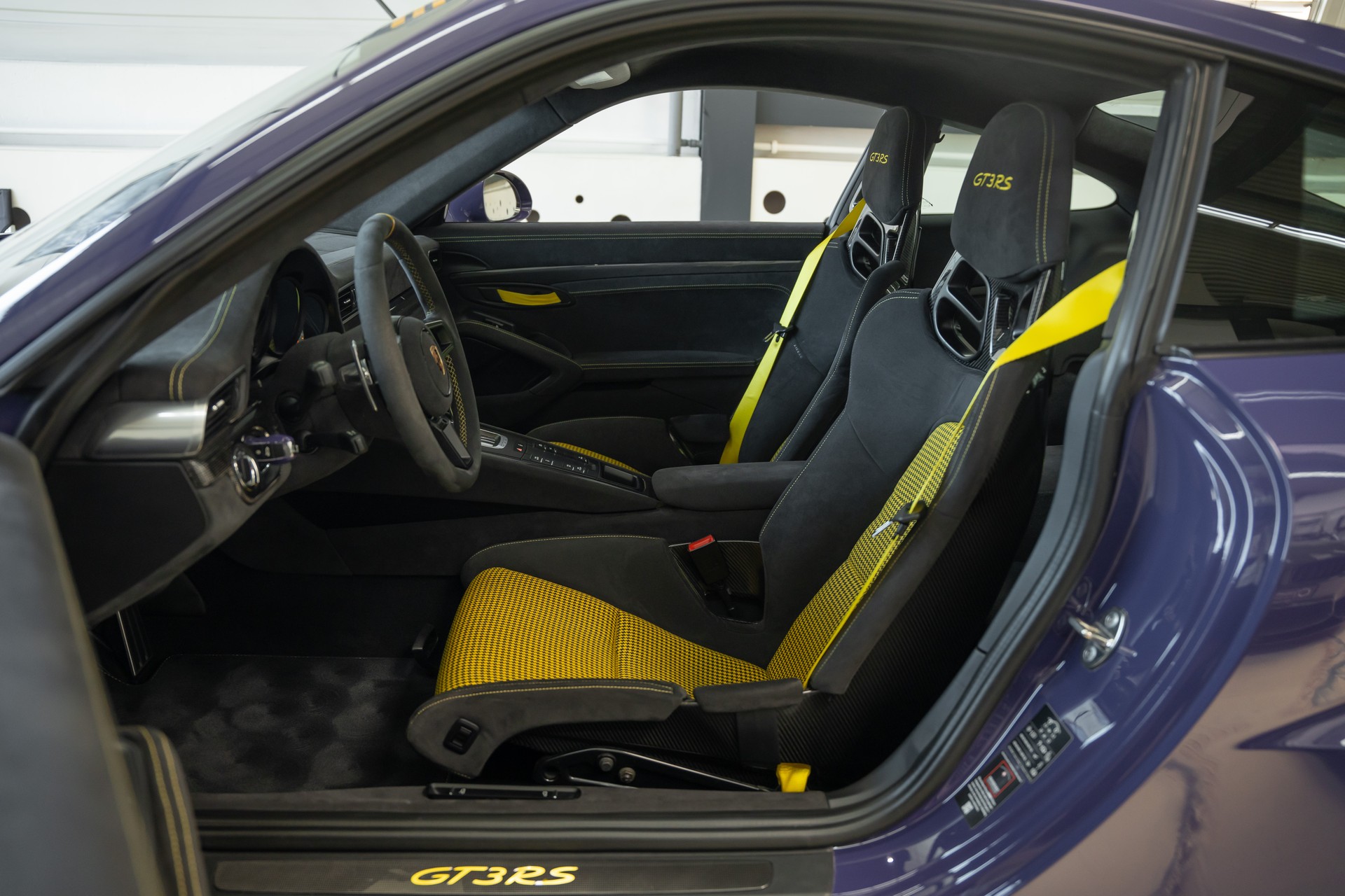 PORSCHE 911 GT3 RS PDK / TECHART ** Ultraviolett ** - 18