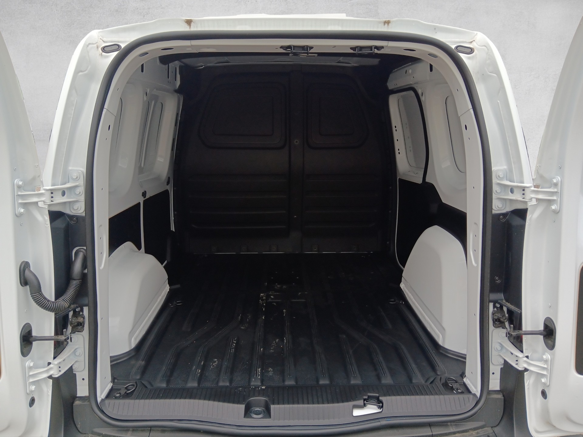 MERCEDES-BENZ eCitan Standard 2716mm S - 11