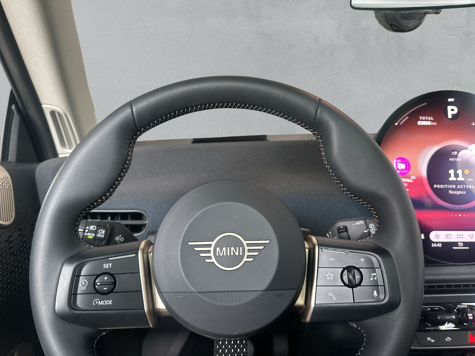 MINI Cooper SE - 18
