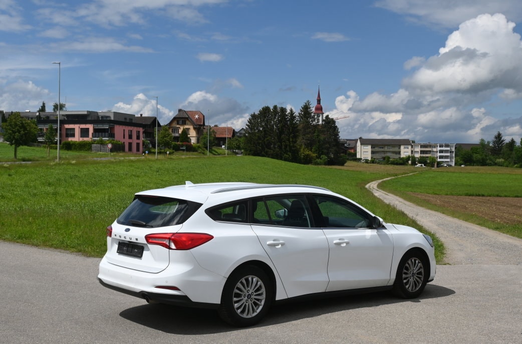 FORD Focus 1.5 TDCi Titanium X Automatic - 3